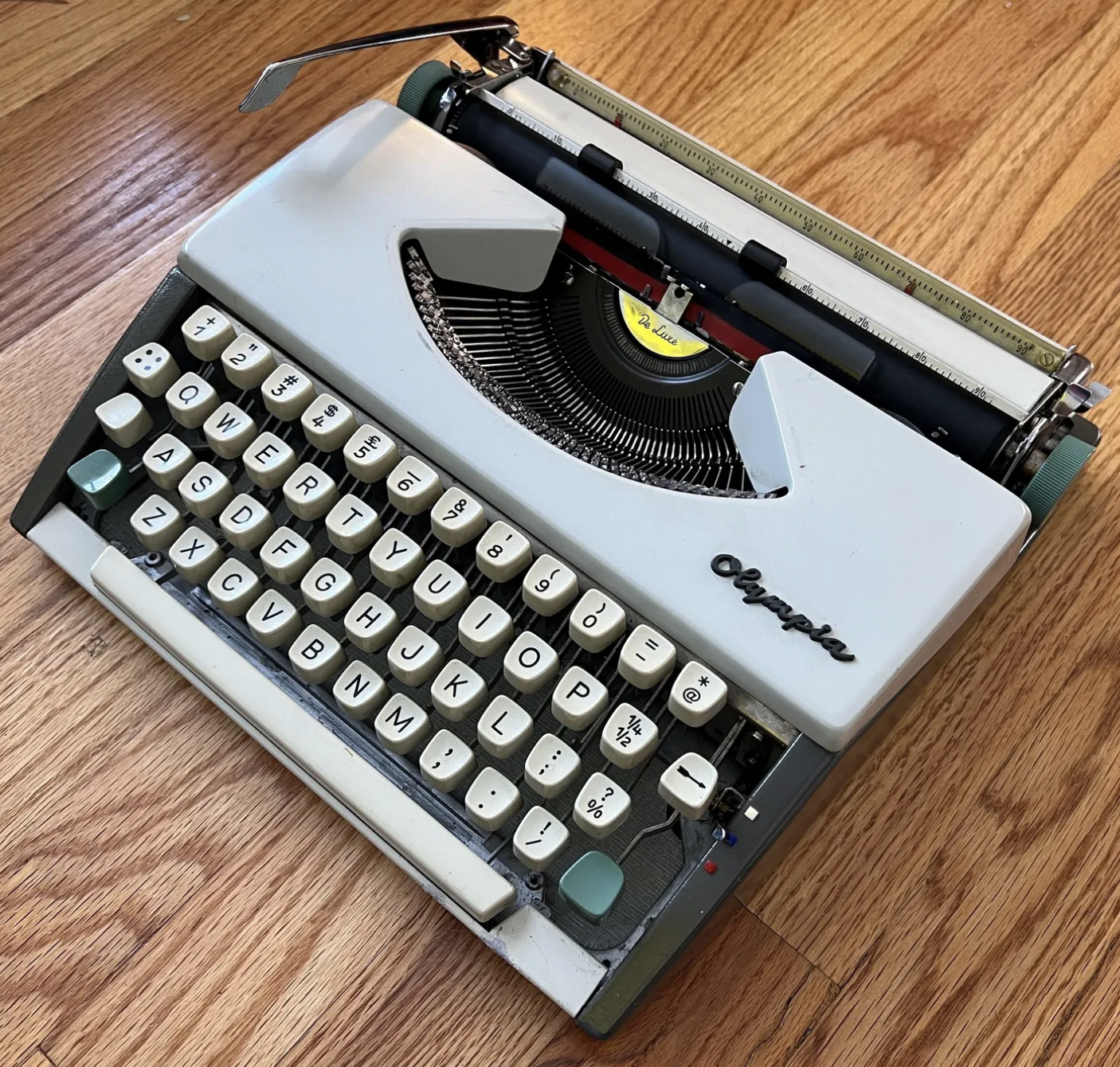 Cursive Olympia SF — Detroit Type Works